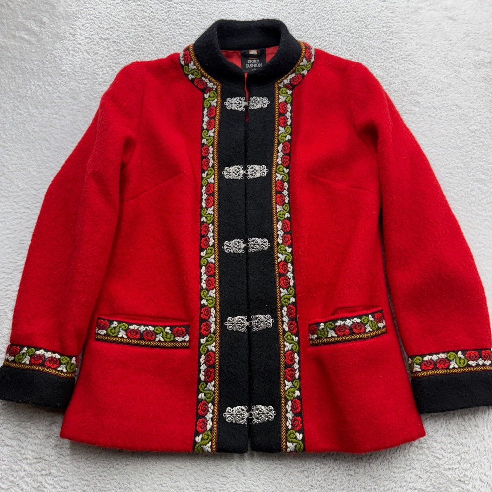 Fjord Fashion Norway Red Wool Jacket Floral Embroidery Metal Clasps Size 42
